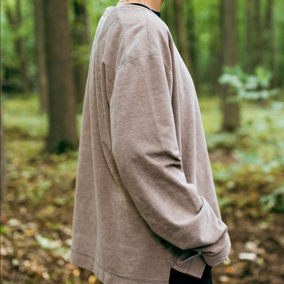 North Face Long-Sleeve Pullover - Picture 7 of 7